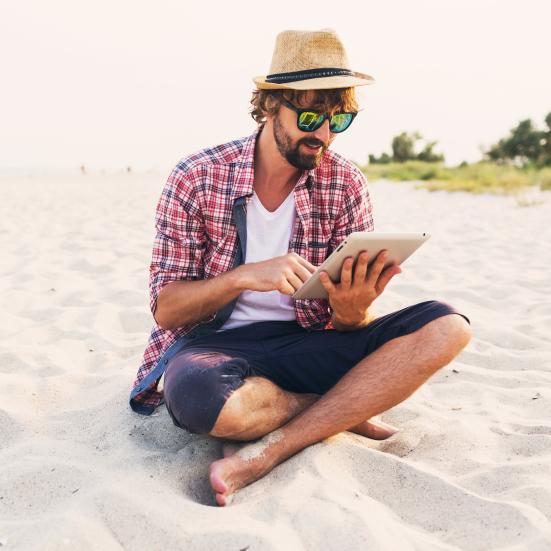 Se hvordan du tager dine e-bøger og lydbøger med på ferie